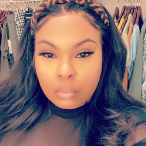 Meet your Posher, Shade